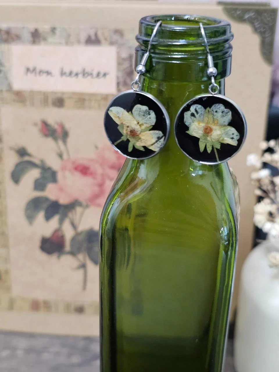 🌻Boucles d'oreilles avec inclusion d'une vraie fleur séchée 🌻